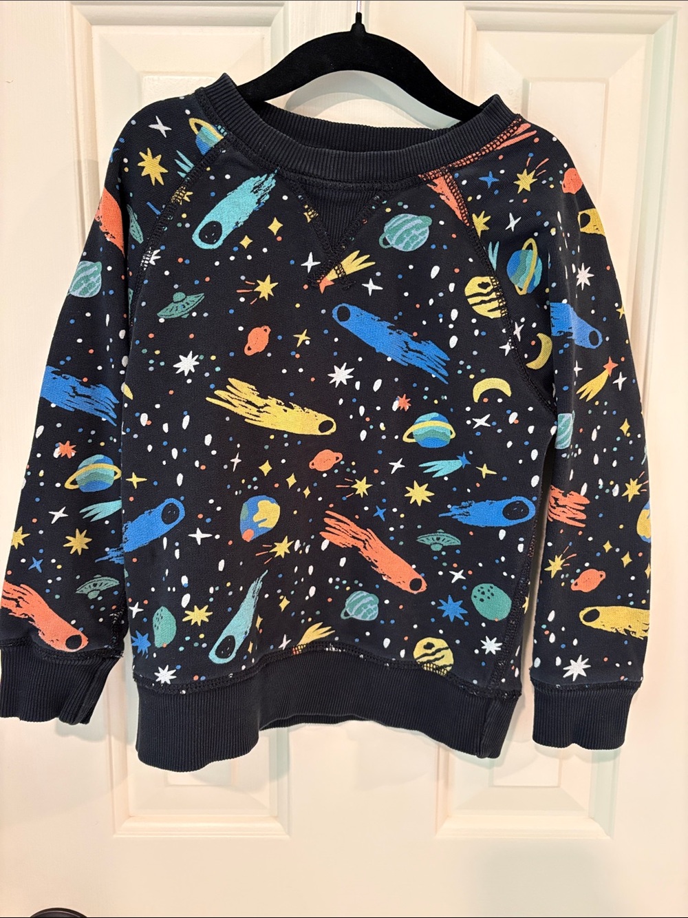 Hanna Anderson size 4 Kids Space-Themed Sweatshirt - Multicolor on Black